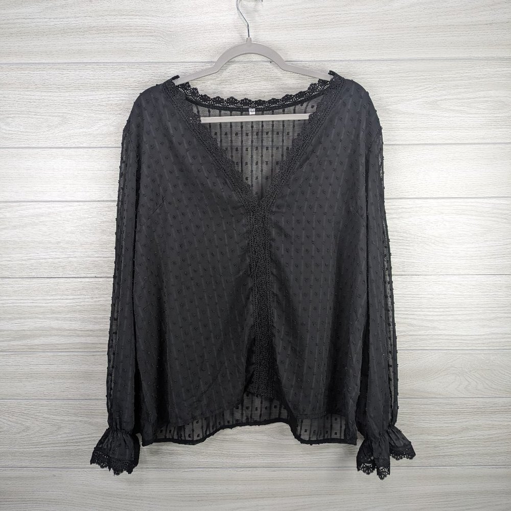V Neck Elegant Swiss Dot Lace Splicing Plus Size Blouse - Picture 2 of 7